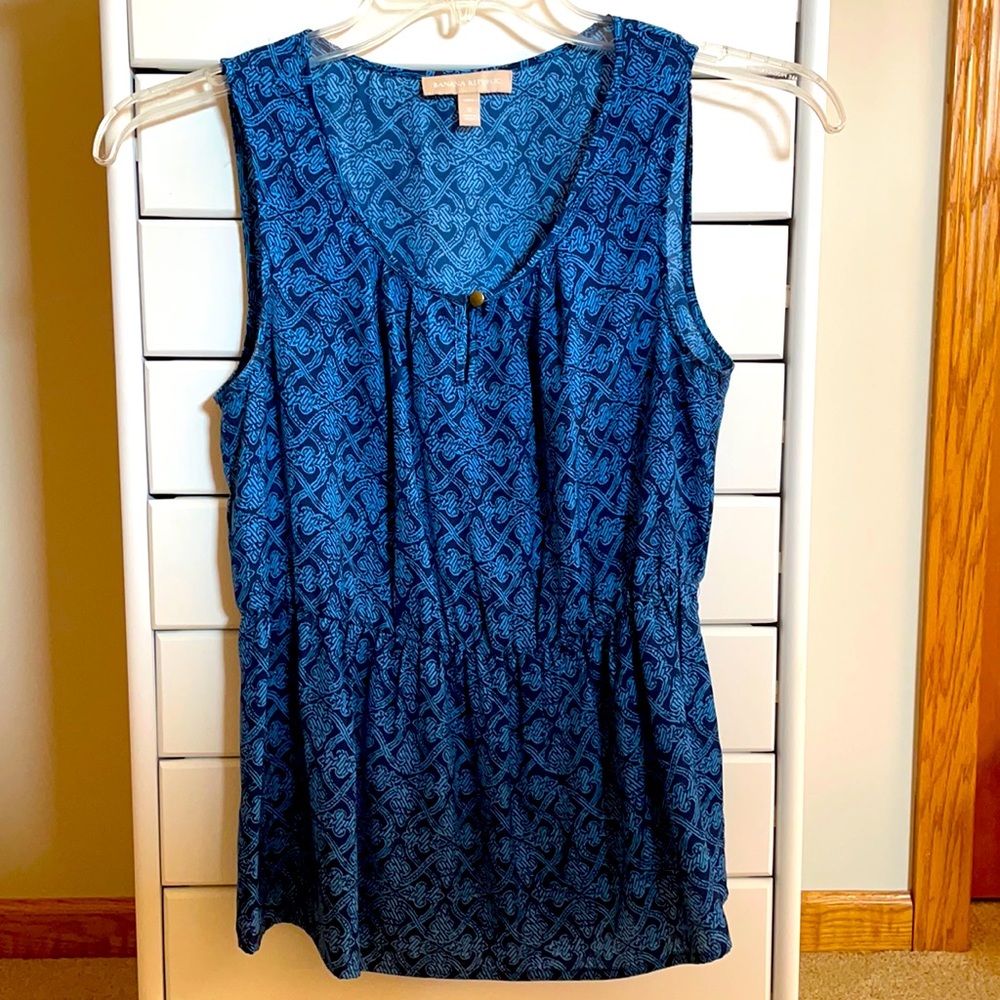 Banana Republic size S tank flowing fabric tank